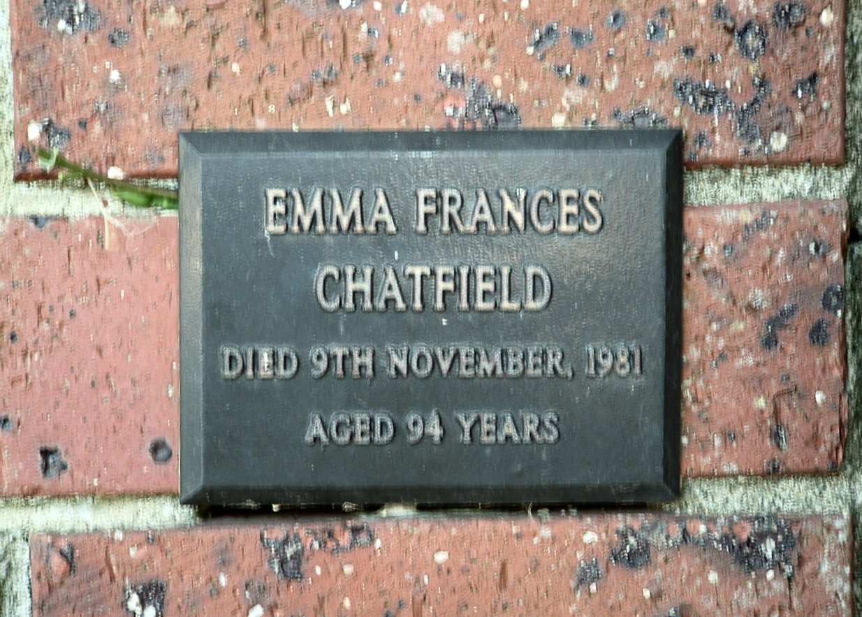DEUTSCHER Emma Frances 1887-1981 memorial.jpg